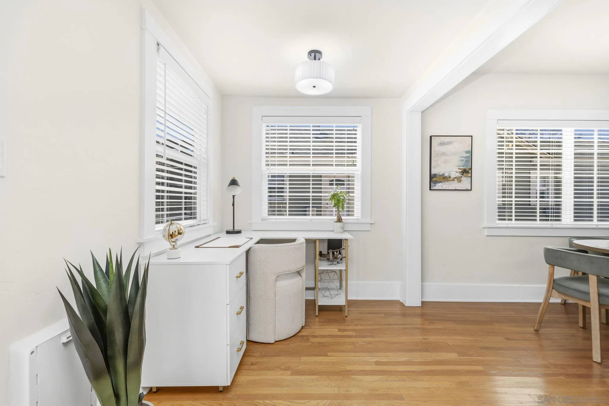 https://cdn.realtyfeed.com/cdn/127/260006604/6699cecee09f7191ba3a92e7d6c6c94b.webp