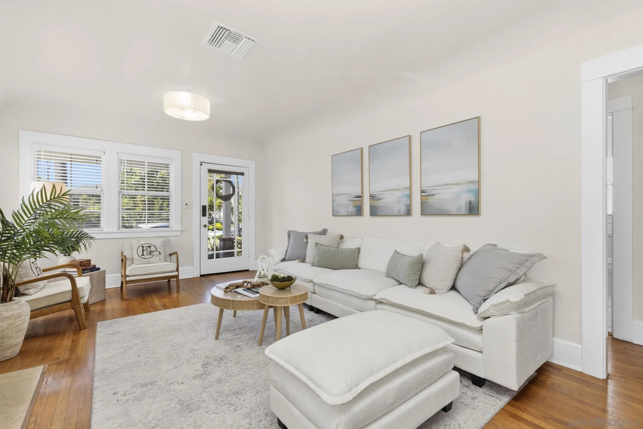 https://cdn.realtyfeed.com/cdn/127/260006604/cbabe64d5a1568d6d56220f683830d35.webp