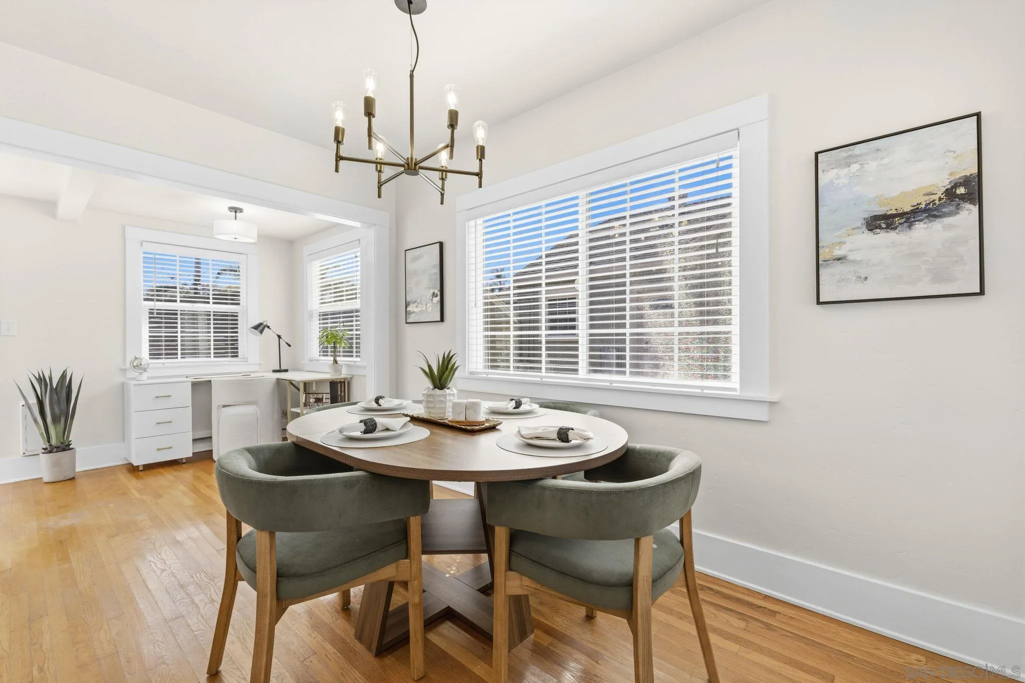 https://cdn.realtyfeed.com/cdn/127/260006604/f19d39d8c06d56bfbe7440493787637f.webp