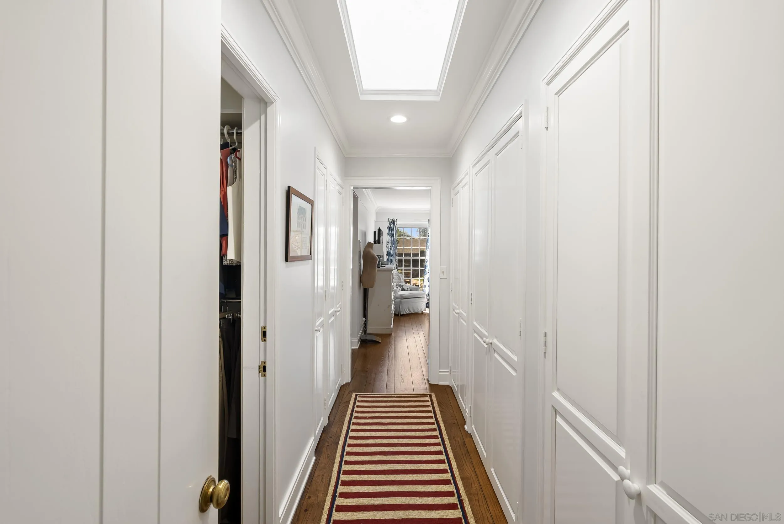https://cdn.realtyfeed.com/cdn/127/260006606/a7f32e5110ebdde51c36903ab270ff58.webp