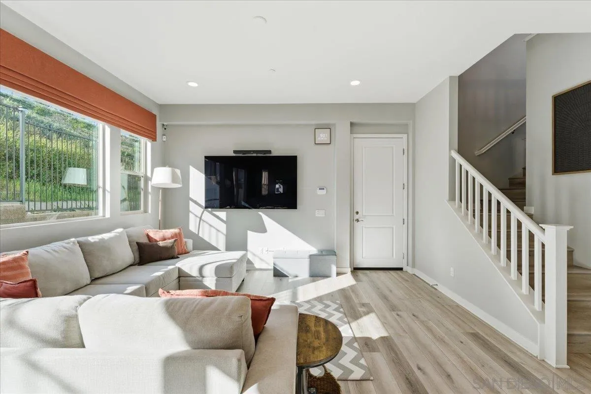 Photo #9: 260006608 Listing: Photo #9