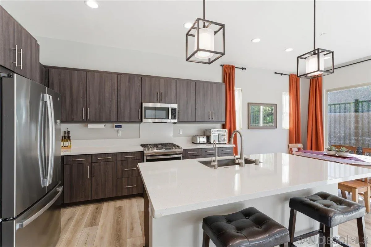 Photo #11: 260006608 Listing: Photo #11