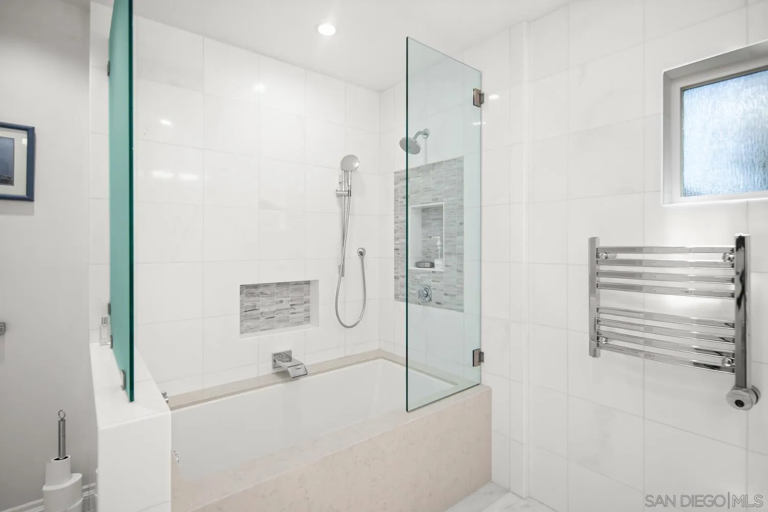 Photo #35: 260006612 Listing: Photo #35