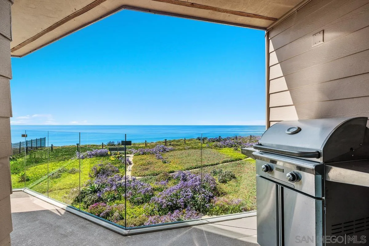 Photo #17: 260006615 Listing: Photo #17