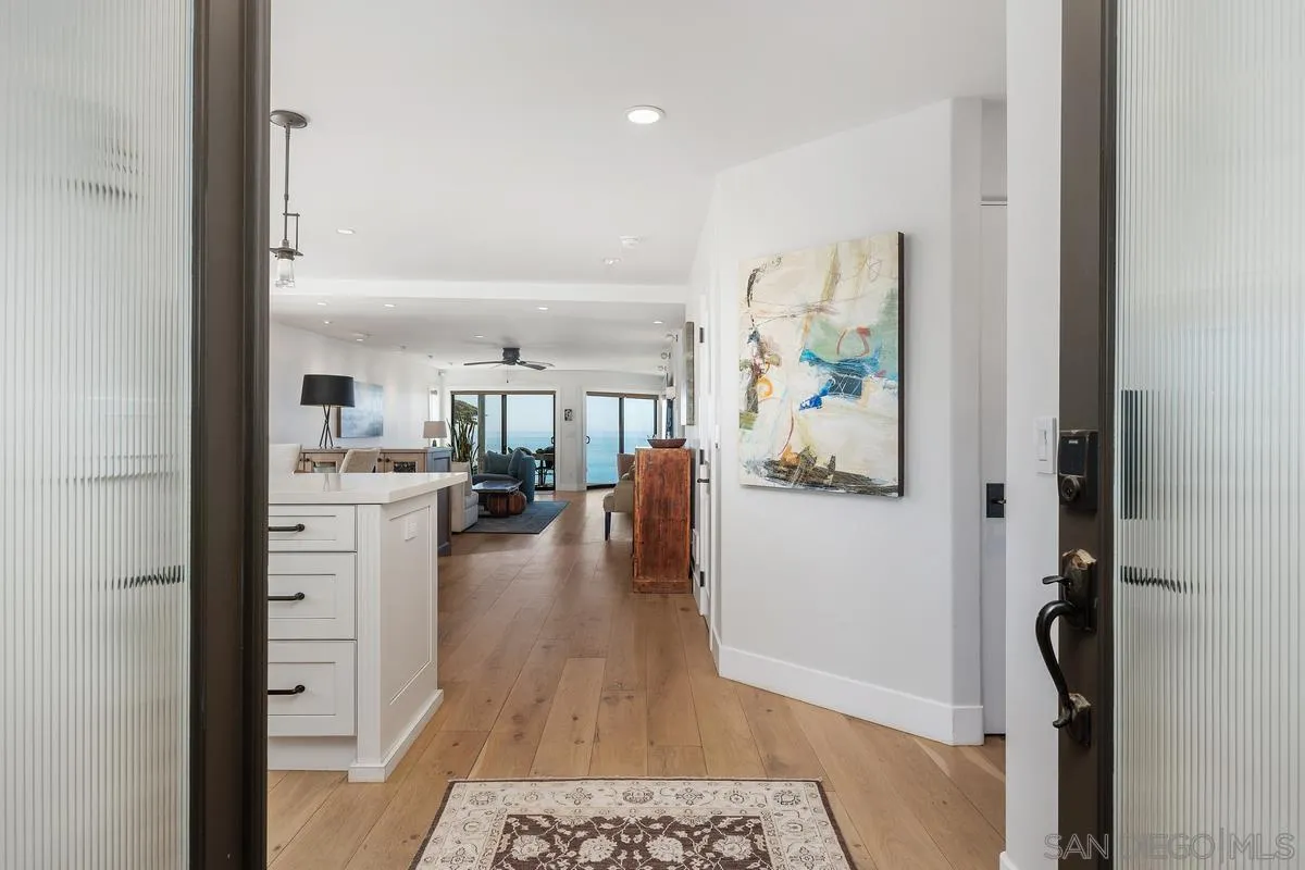 Photo #3: 260006615 Listing: Photo #3