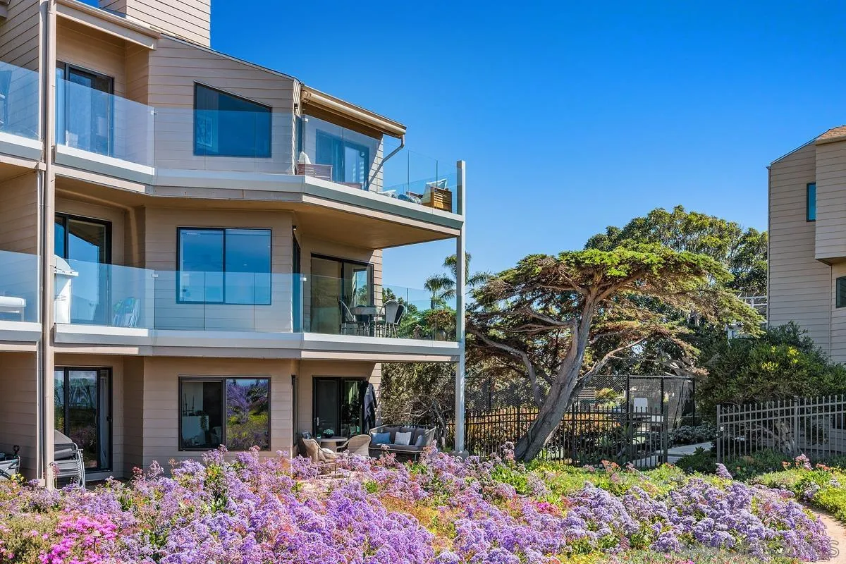 Photo #27: 260006615 Listing: Photo #27