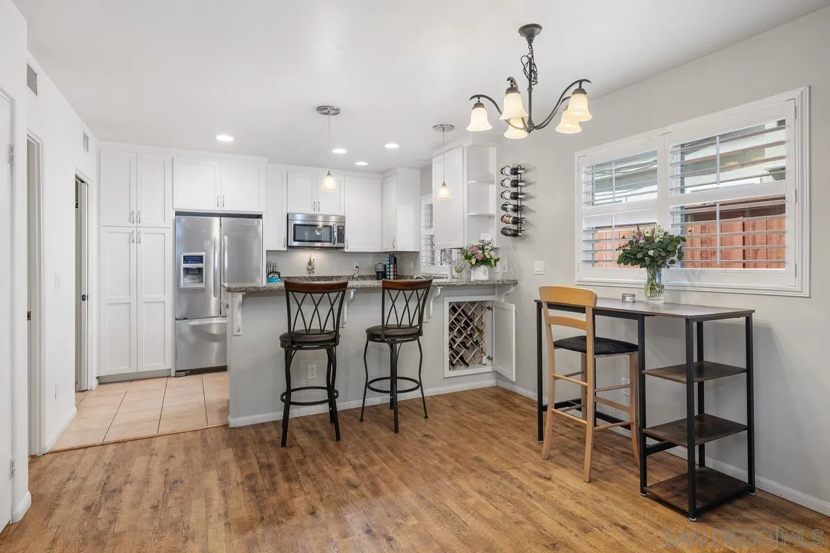 https://cdn.realtyfeed.com/cdn/127/260006619/512f7f560693e8698a1dc381128fa17f.webp