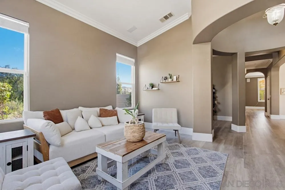 https://cdn.realtyfeed.com/cdn/127/260006623/4dbde44f62c684c2a03ea047a1716357.webp
