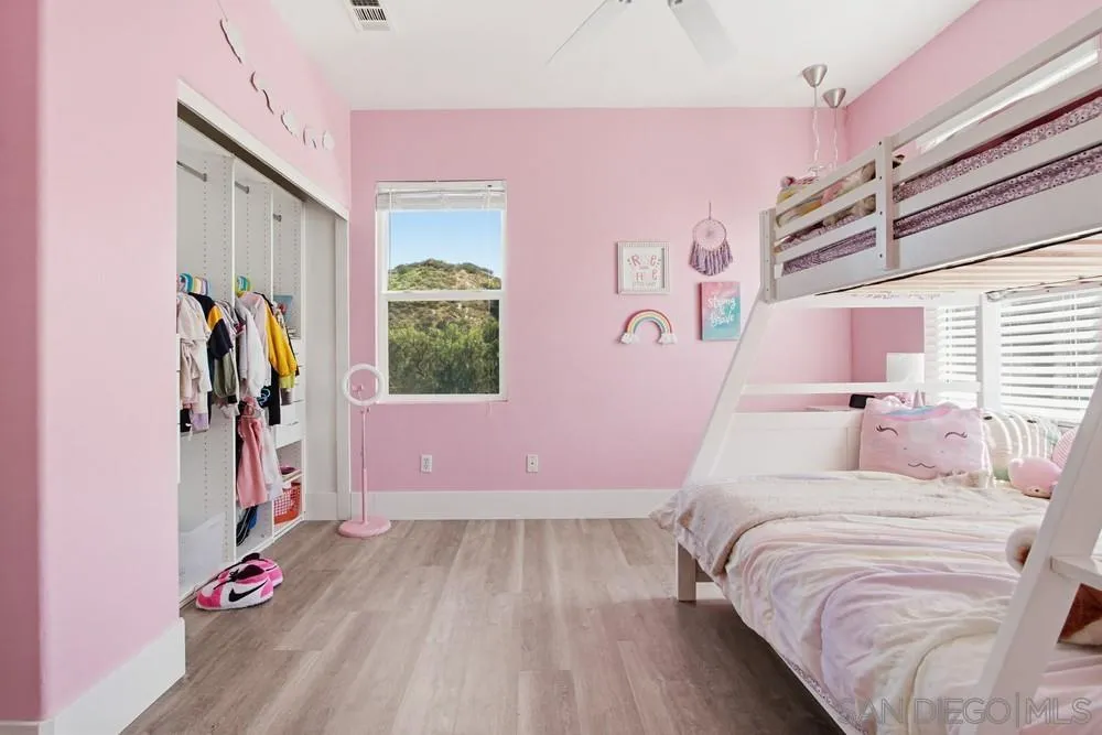 https://cdn.realtyfeed.com/cdn/127/260006623/6055cece1c1fb896feba40756de551cf.webp
