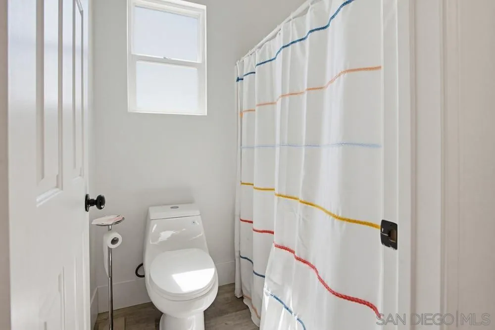 https://cdn.realtyfeed.com/cdn/127/260006623/9e6bb1311b32abd0fad099a4b7f53bce.webp