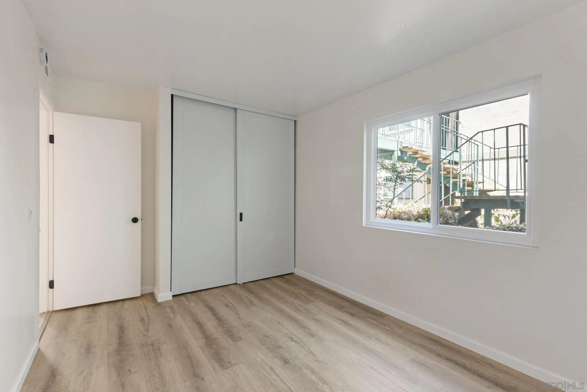 https://cdn.realtyfeed.com/cdn/127/260006625/c0e8c4036cc1a17fdcde48ef0a21cc8a.webp