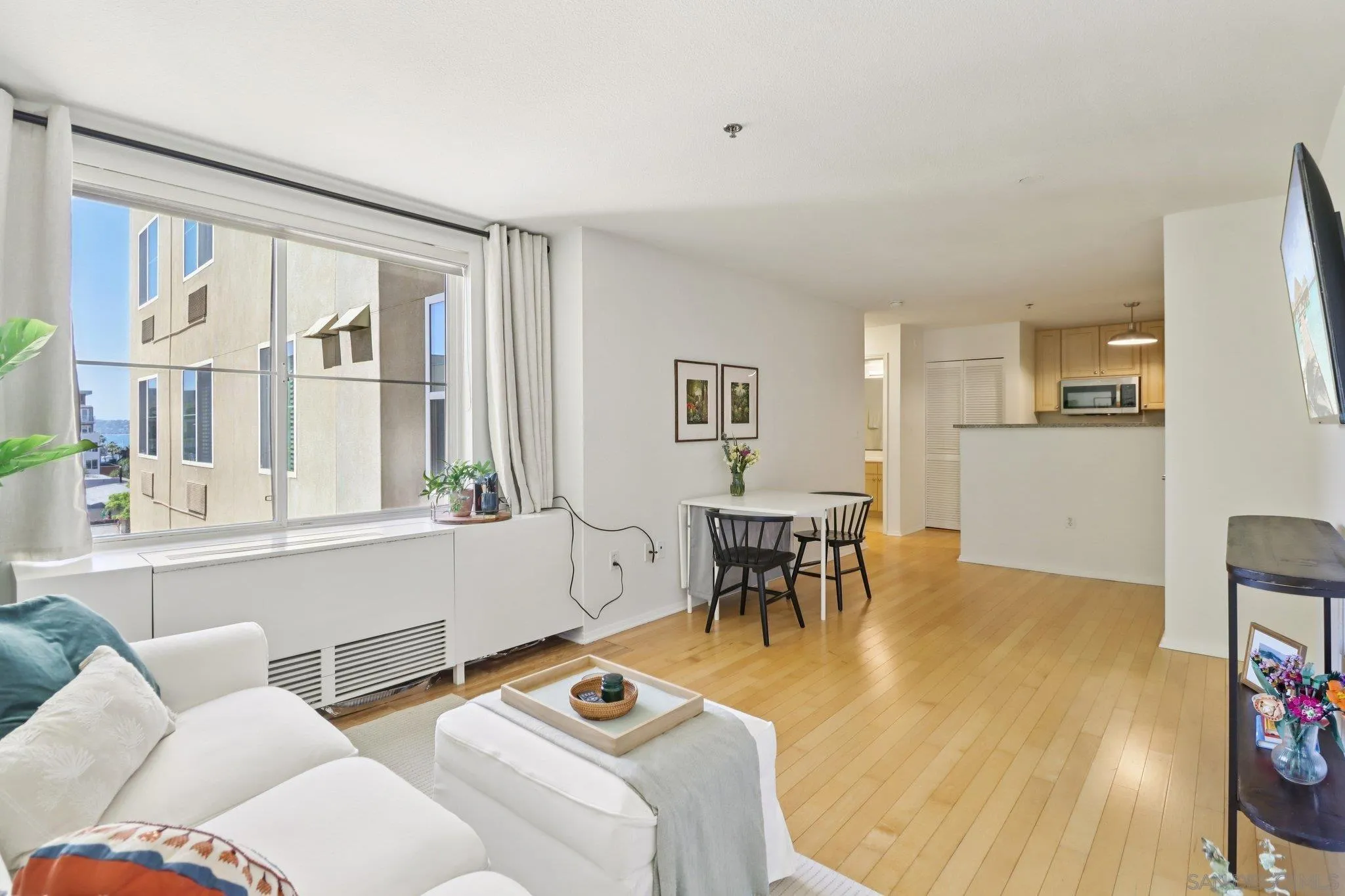Photo #5: 260006631 Listing: Photo #5