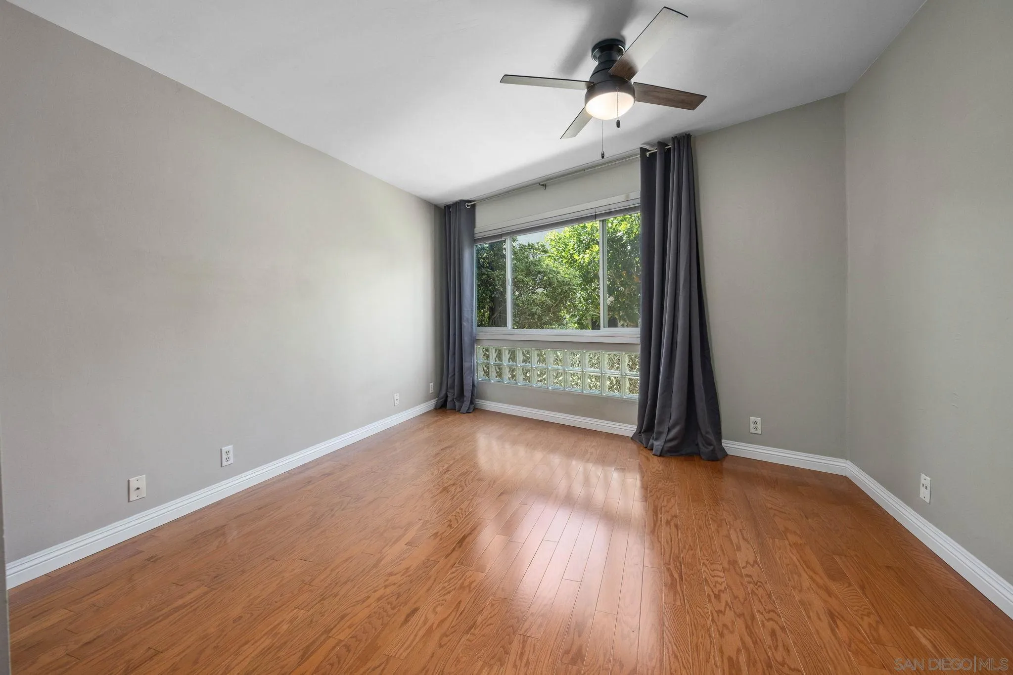 Photo #21: 260006636 Listing: Photo #21