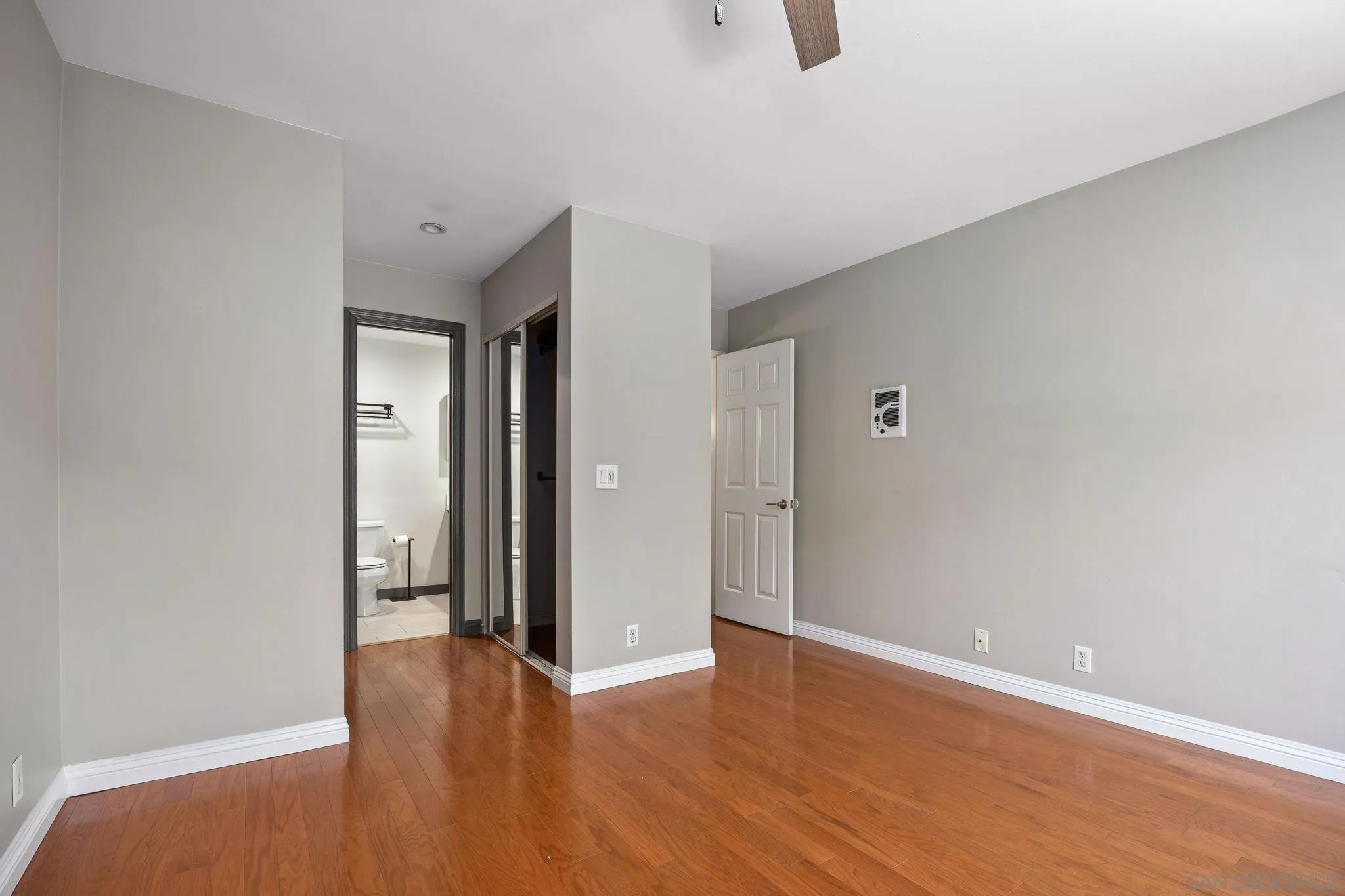 Photo #22: 260006636 Listing: Photo #22