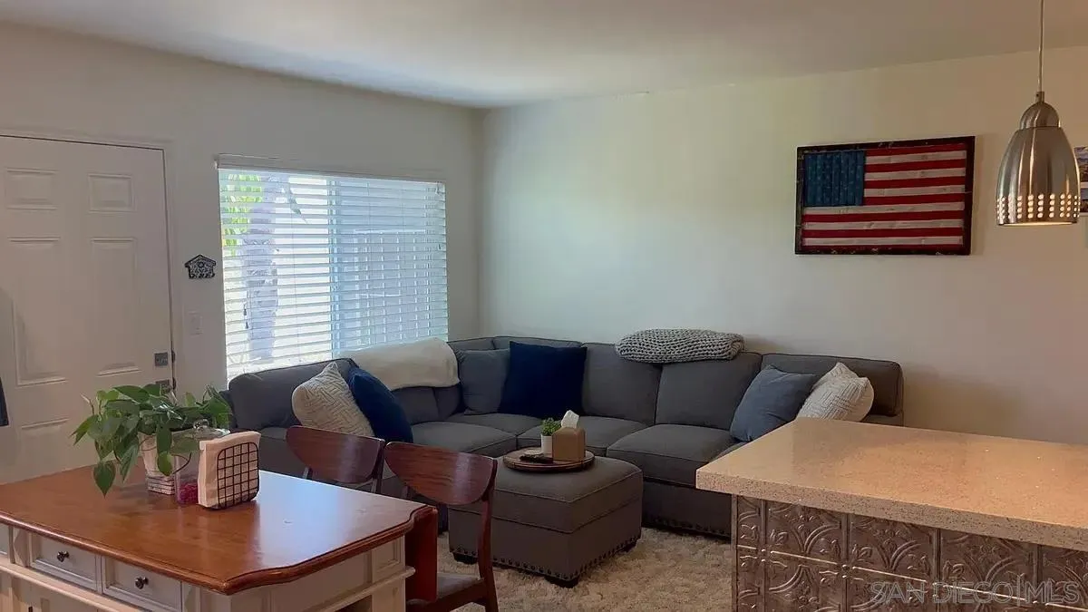 Photo #10: 260006638 Listing: Photo #10