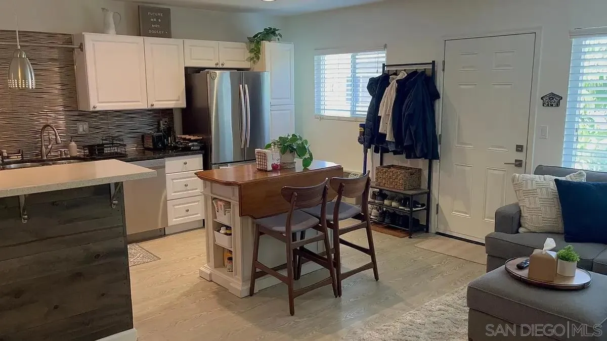 https://cdn.realtyfeed.com/cdn/127/260006638/79bf1492610cb20b3467c5f8399a2bc5.webp