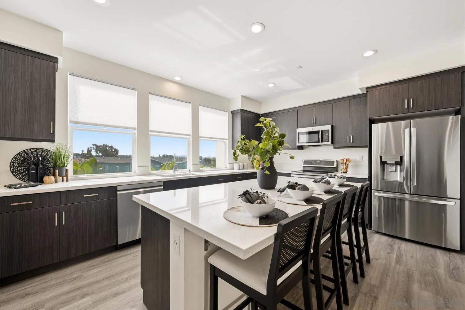 https://cdn.realtyfeed.com/cdn/127/260006640/6ce35437b30e9cf4c774da8763313c51.webp
