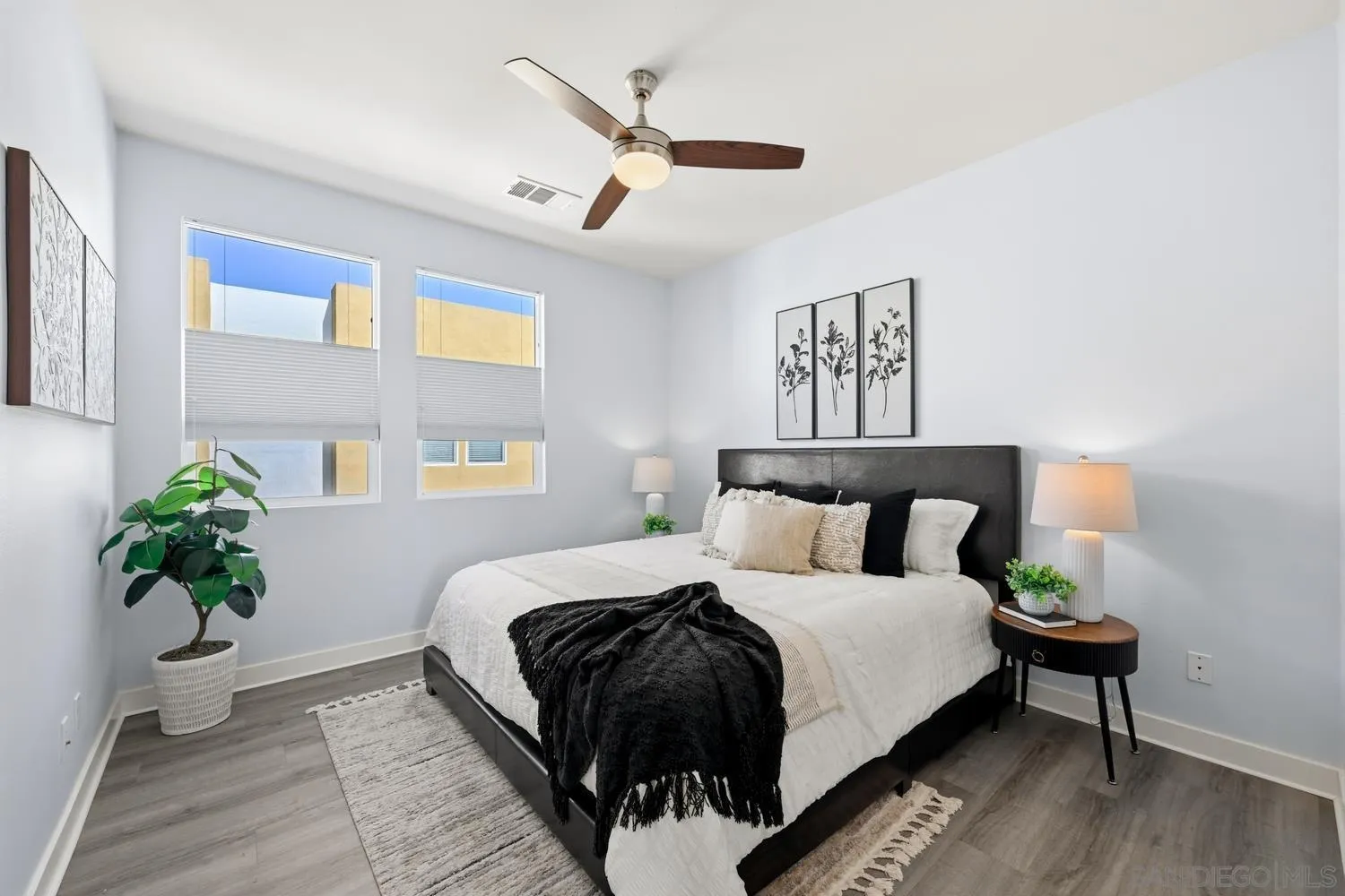 https://cdn.realtyfeed.com/cdn/127/260006640/a0a2a7d6f7afc8627891edb470d705ab.webp