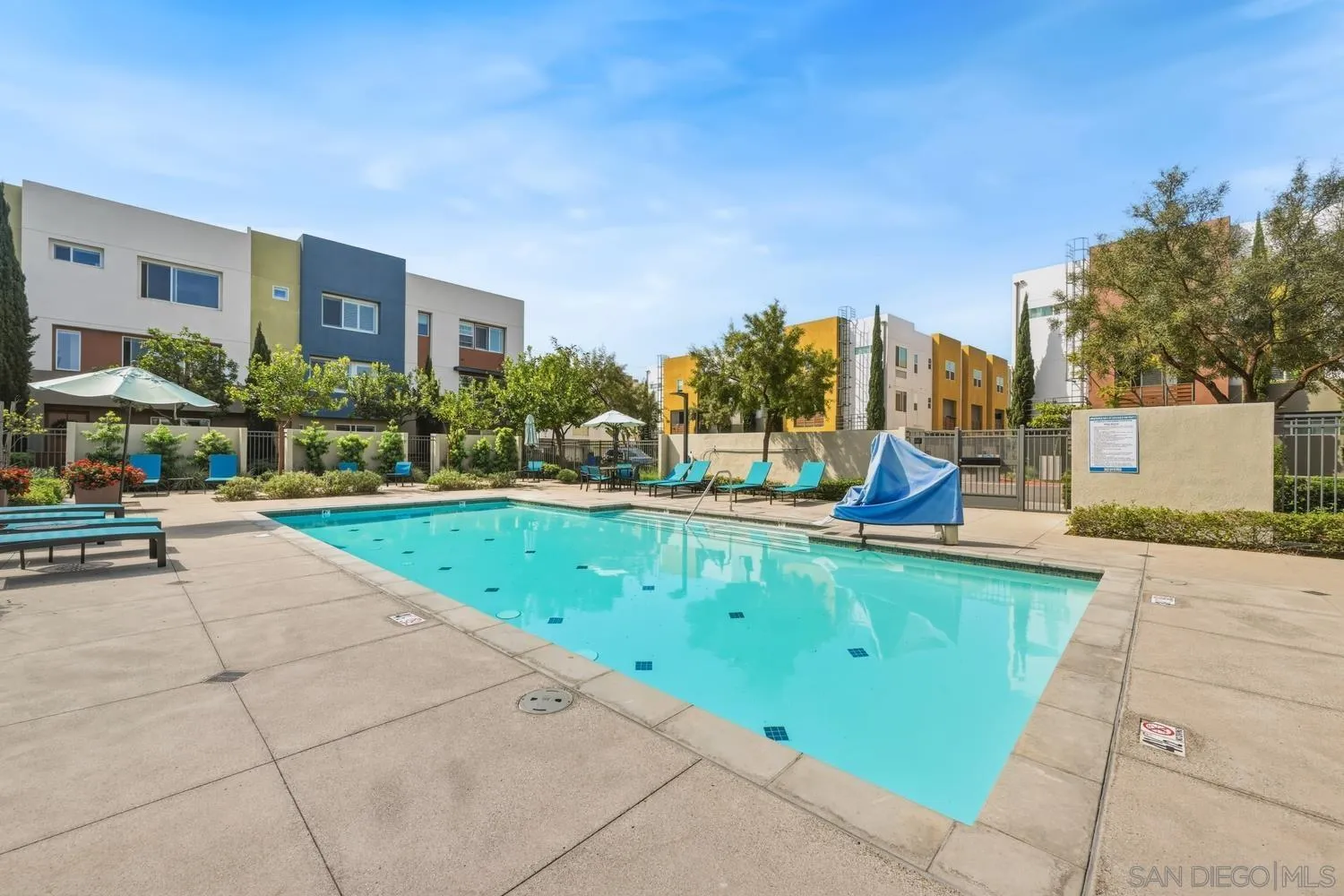 https://cdn.realtyfeed.com/cdn/127/260006640/ad9376125d4b6dda649a6ecbdc3d78fd.webp