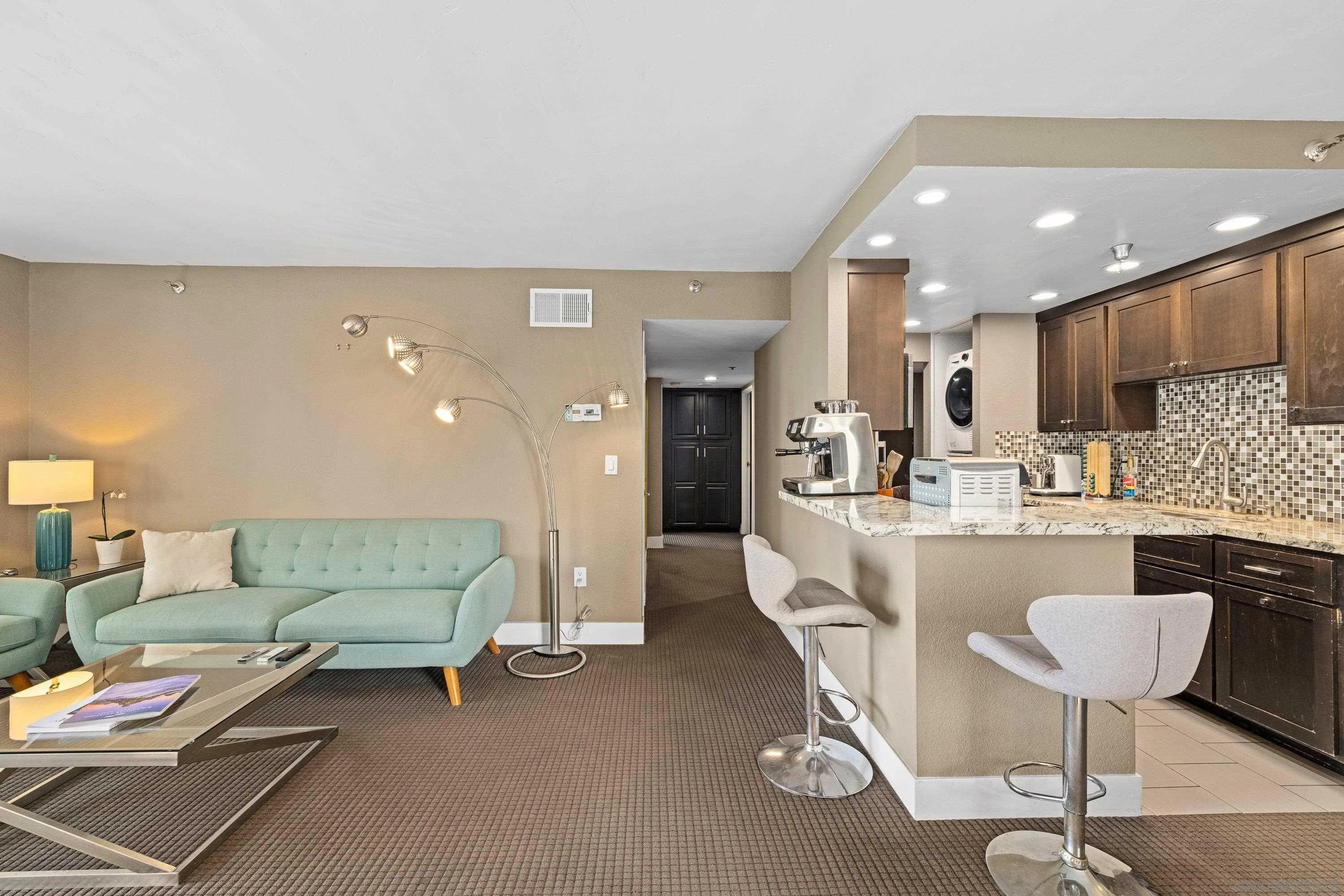 Photo #6: 260006641 Listing: Photo #6