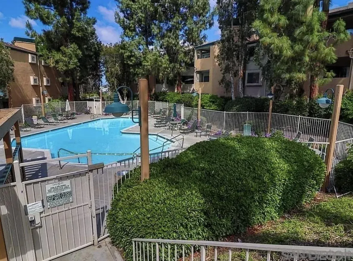 Photo #3: 260006644 Listing: Photo #3