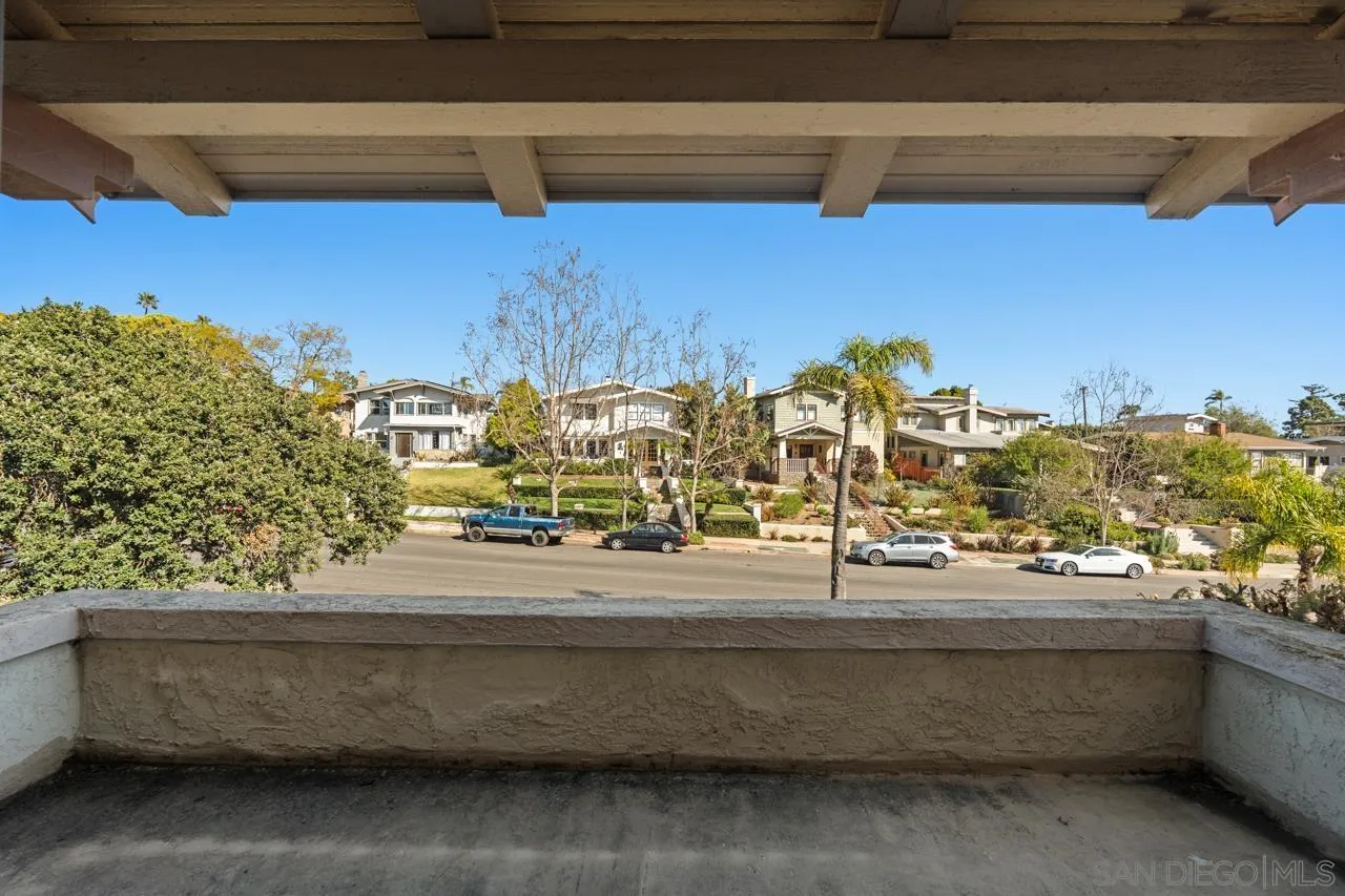 https://cdn.realtyfeed.com/cdn/127/260006645/9456894ba76f619fbefd33af4463d24b.webp