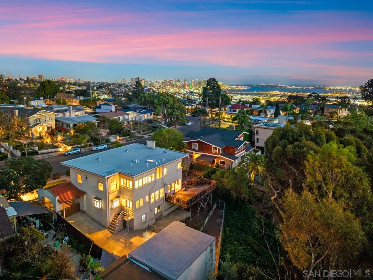 https://cdn.realtyfeed.com/cdn/127/260006645/9a9fd5e0893ddb3e77074e900e426929.webp