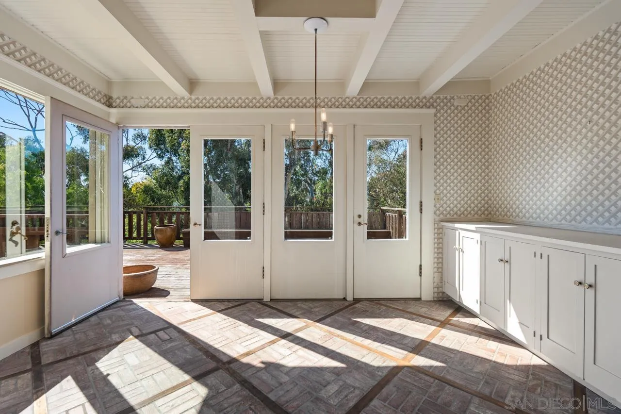 https://cdn.realtyfeed.com/cdn/127/260006645/9bd427ae23b578713b408cb5786d83cd.webp