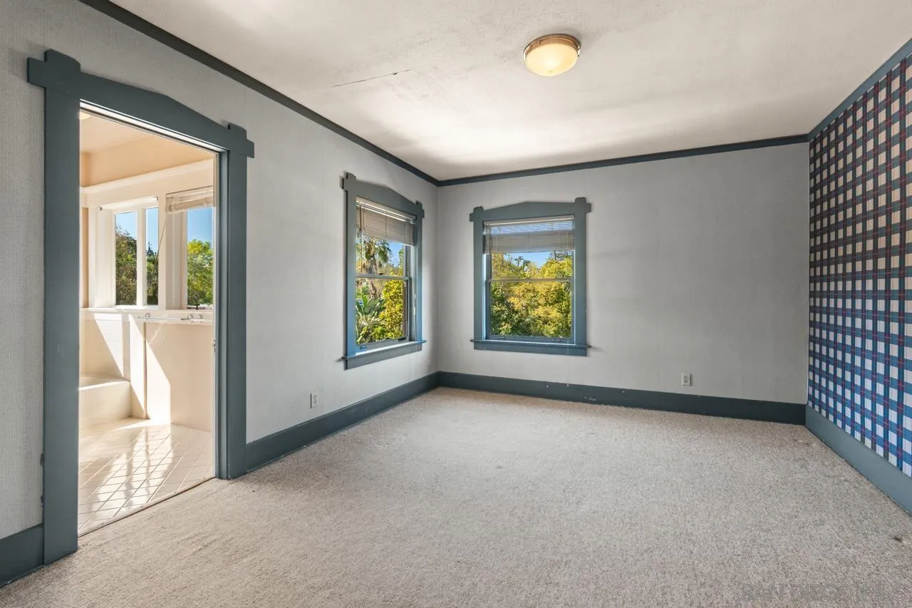 https://cdn.realtyfeed.com/cdn/127/260006645/a6e404e766bd965ac220438445d31660.webp