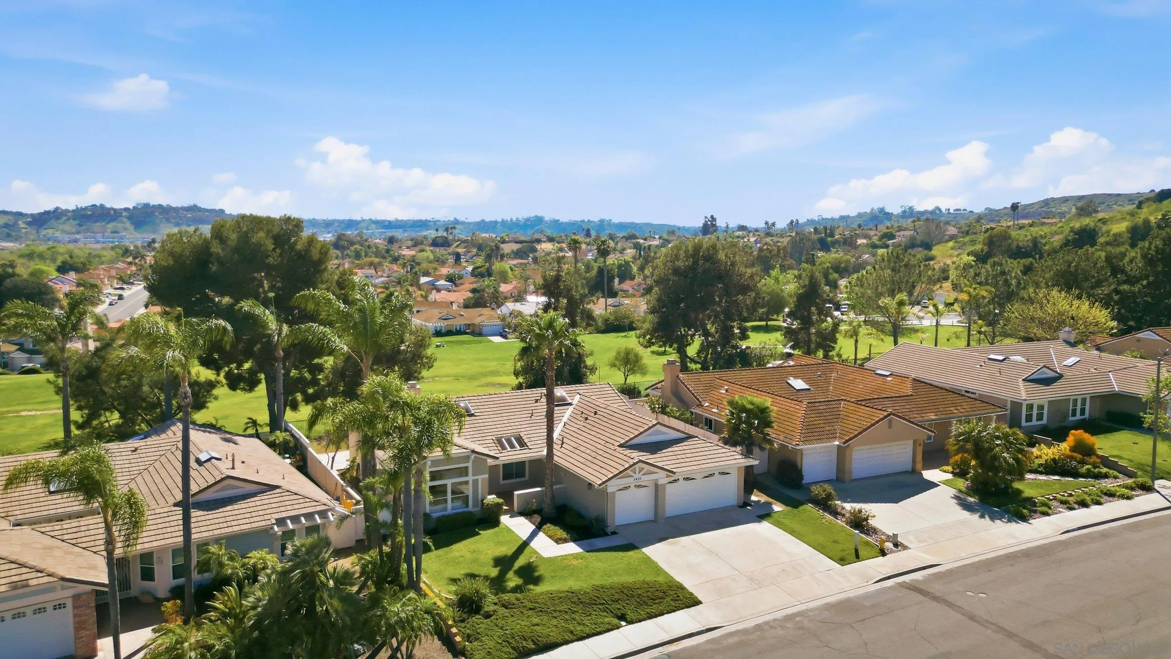 https://cdn.realtyfeed.com/cdn/127/260006652/645e7a93a69c20ba1291795ea0892f91.webp
