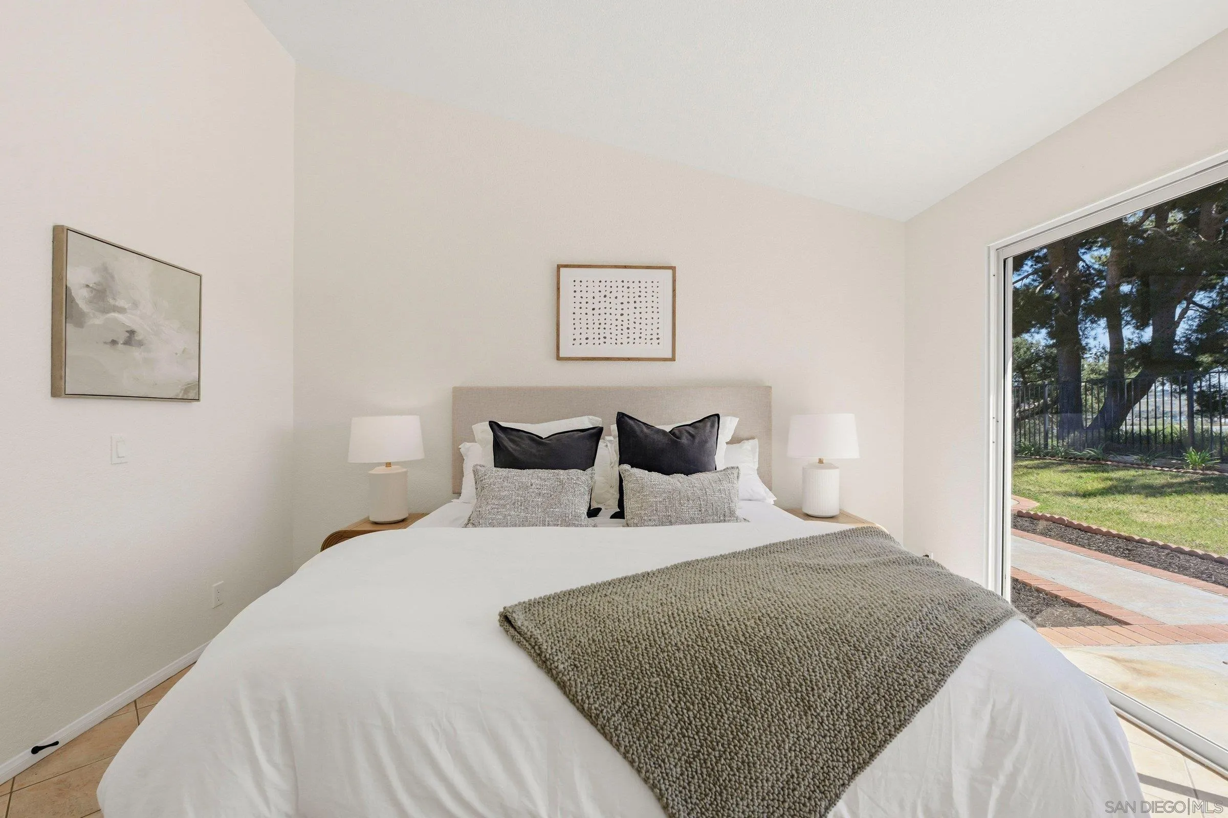https://cdn.realtyfeed.com/cdn/127/260006652/9a25373f9476e19f80e8e271cb668ab2.webp