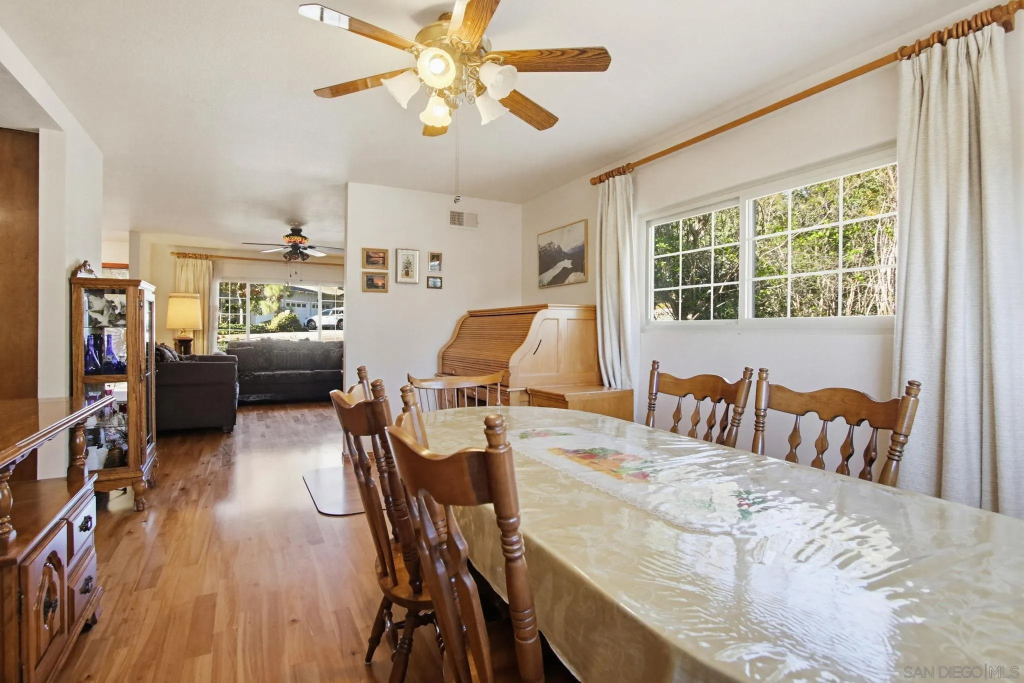 https://cdn.realtyfeed.com/cdn/127/260006654/5232c78a1d8e16ba5c25414307d56345.webp