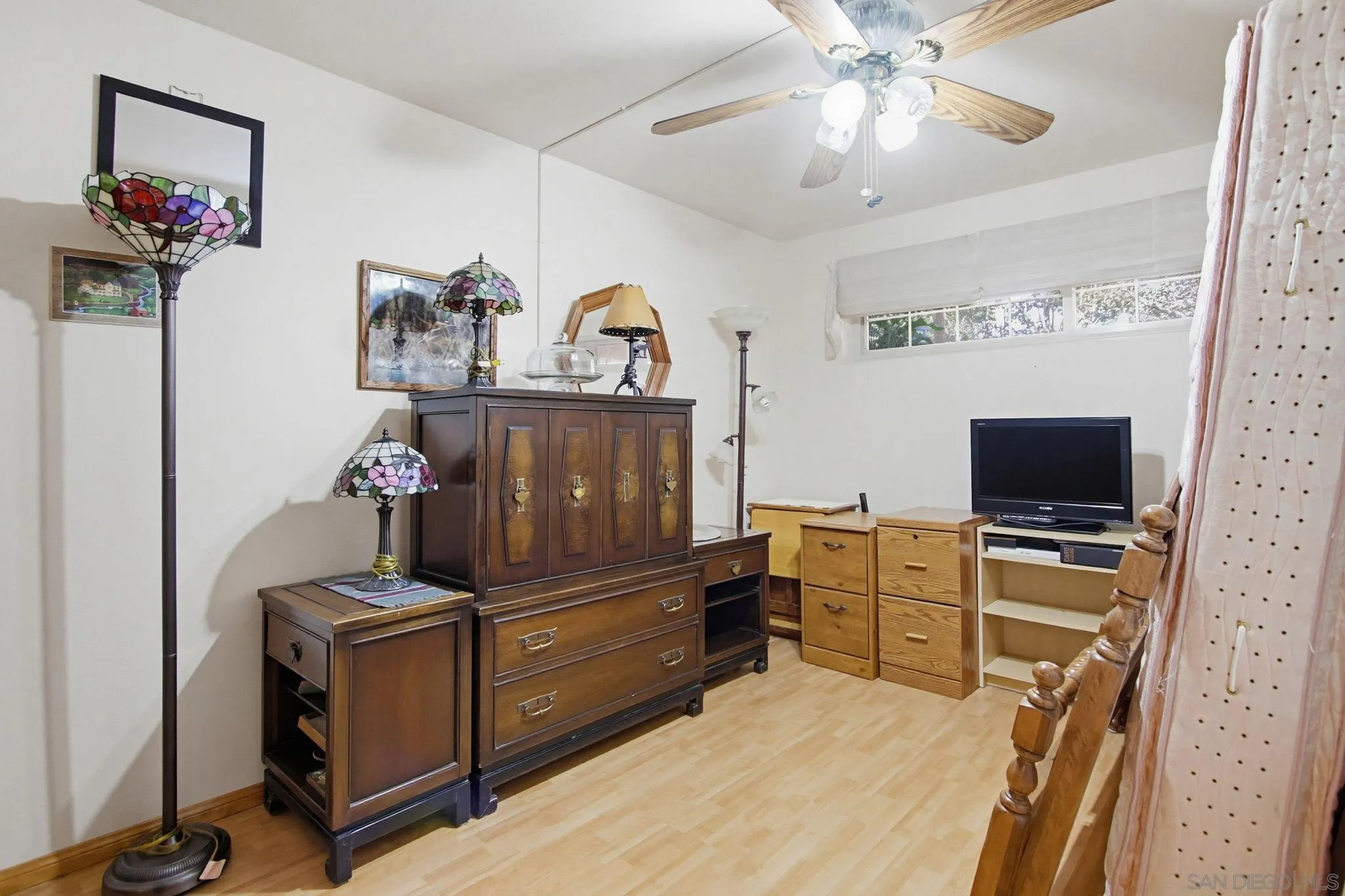 https://cdn.realtyfeed.com/cdn/127/260006654/5a560699a2bd9393a4faf13af9498185.webp