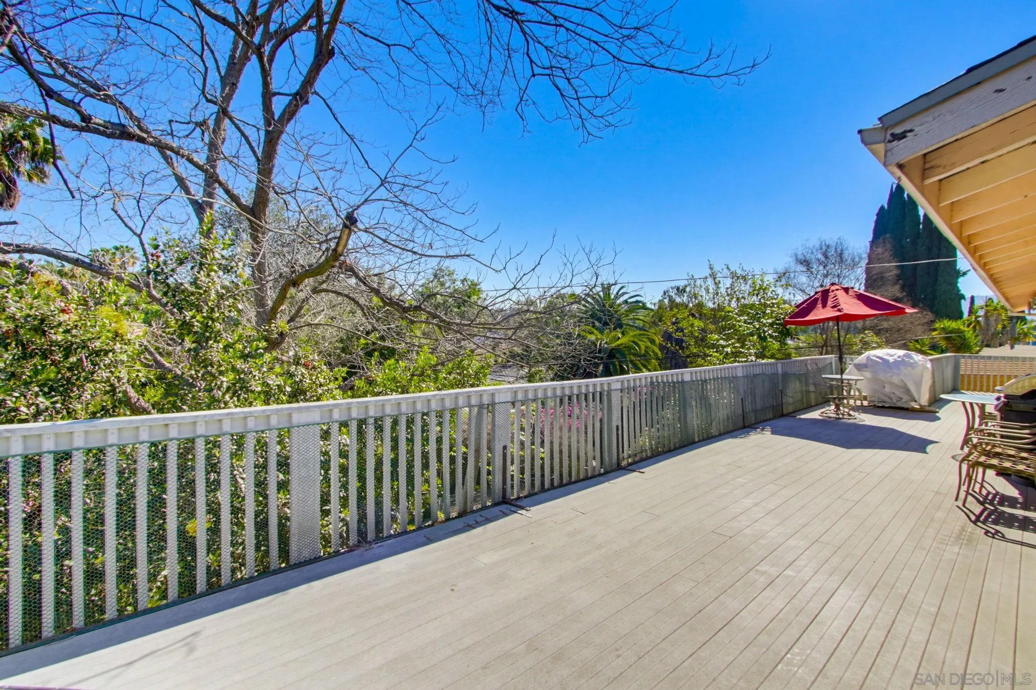 https://cdn.realtyfeed.com/cdn/127/260006654/65920fc59ffb5ed30db2925786032a18.webp
