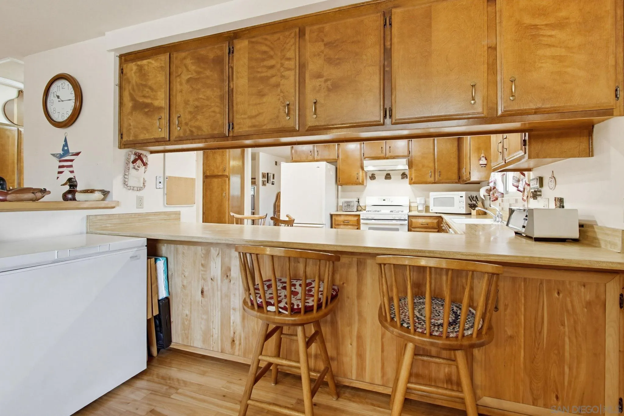 https://cdn.realtyfeed.com/cdn/127/260006654/73b3444855bc9a3a0c72166c092c943f.webp