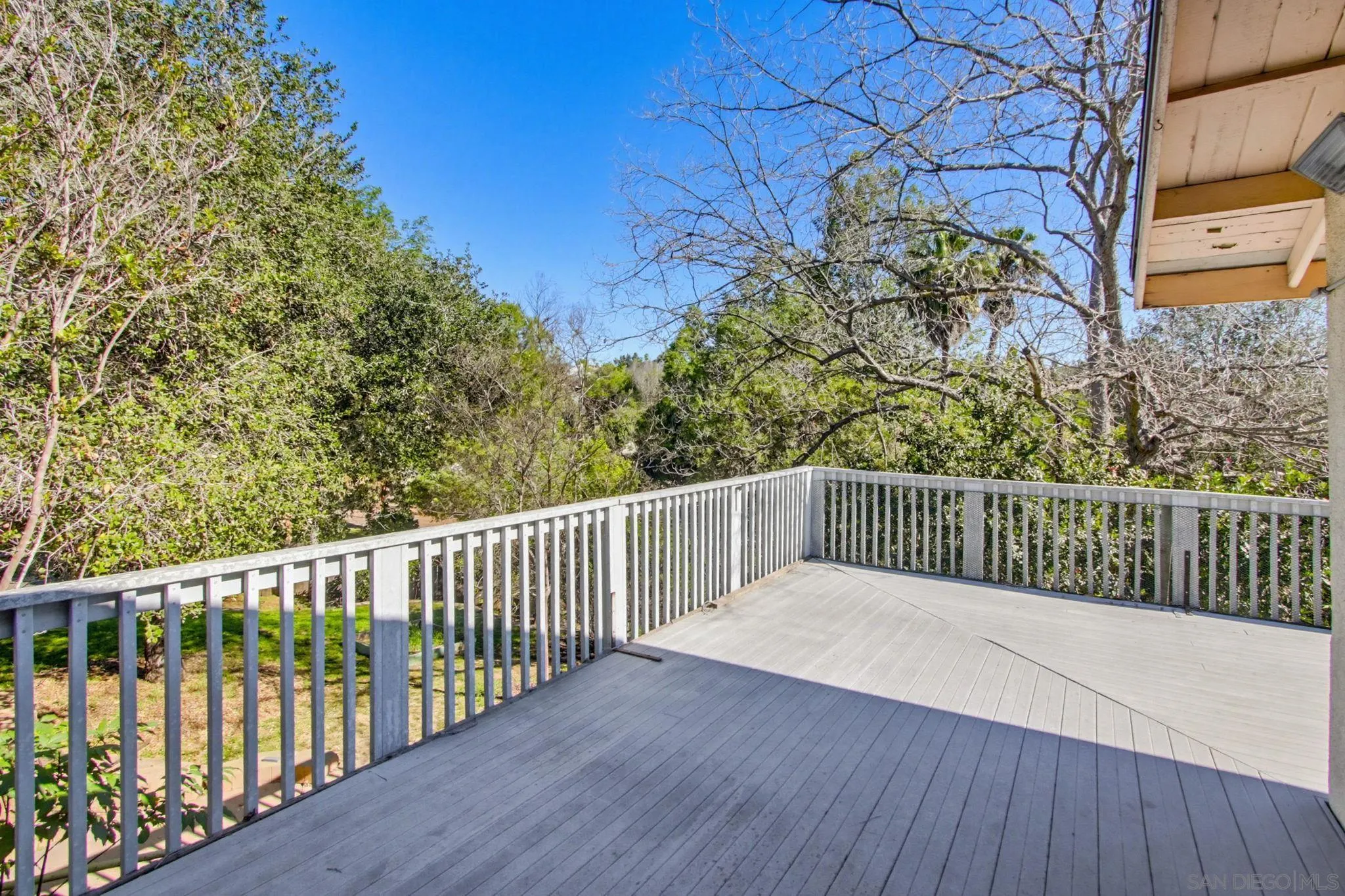 https://cdn.realtyfeed.com/cdn/127/260006654/7b21f3ba2b1d047e9cab22661cbf4204.webp