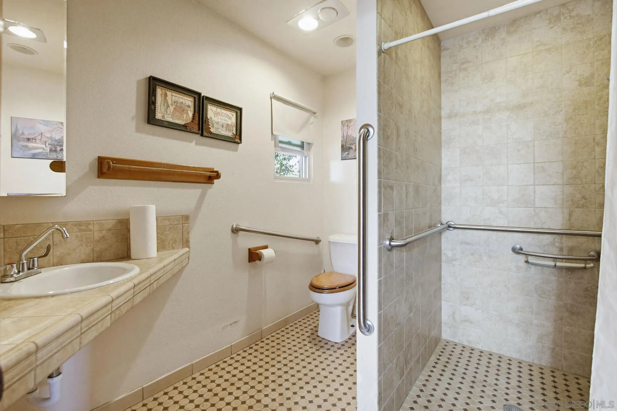 https://cdn.realtyfeed.com/cdn/127/260006654/880ba08e0b420df8d5f08792c9291328.webp