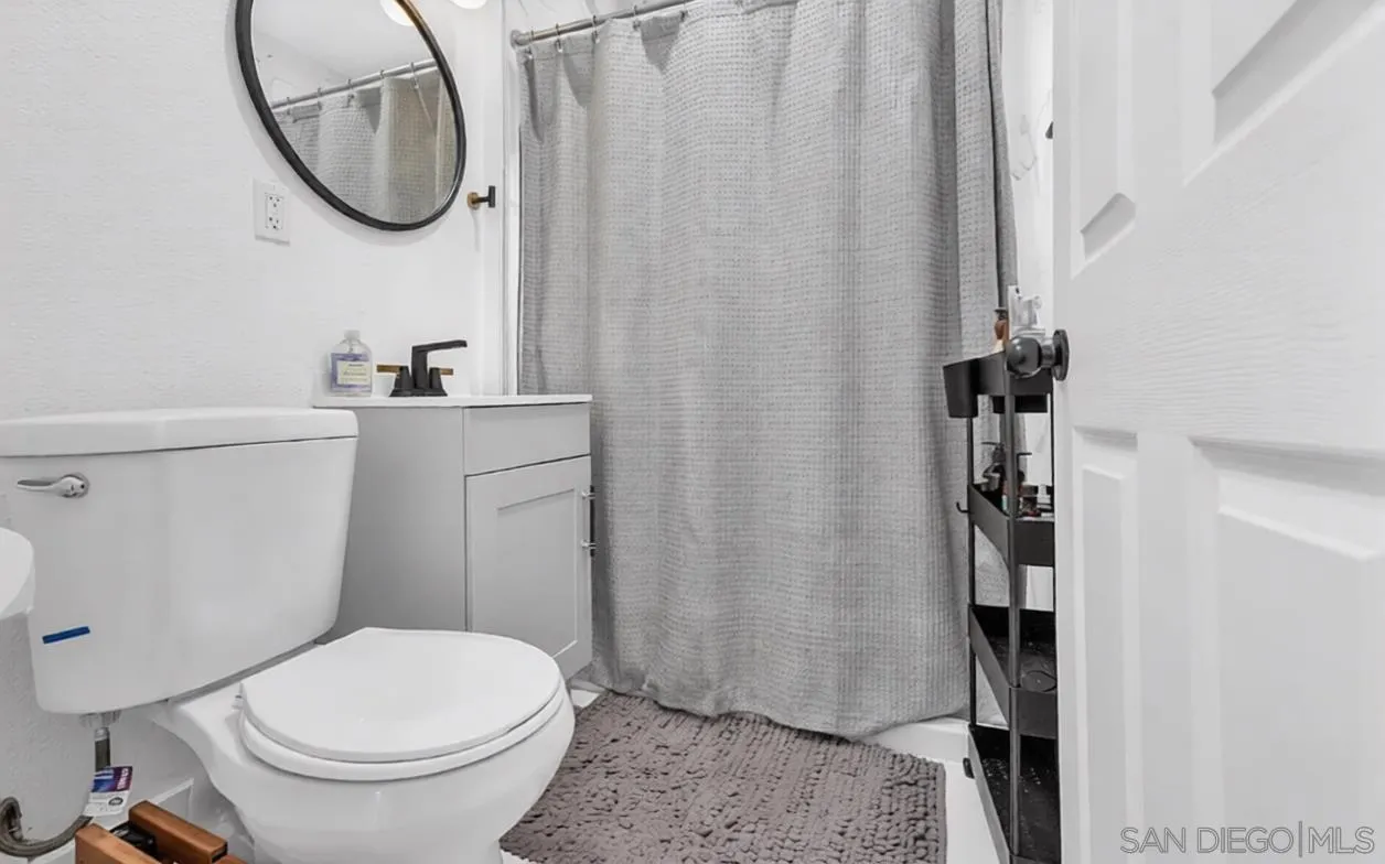 https://cdn.realtyfeed.com/cdn/127/260006661/2df7f670ac43d8405fb685d3db25e6b8.webp