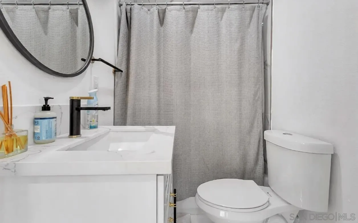 https://cdn.realtyfeed.com/cdn/127/260006661/9ec34be345b0f5b7072ec5a03d646a93.webp