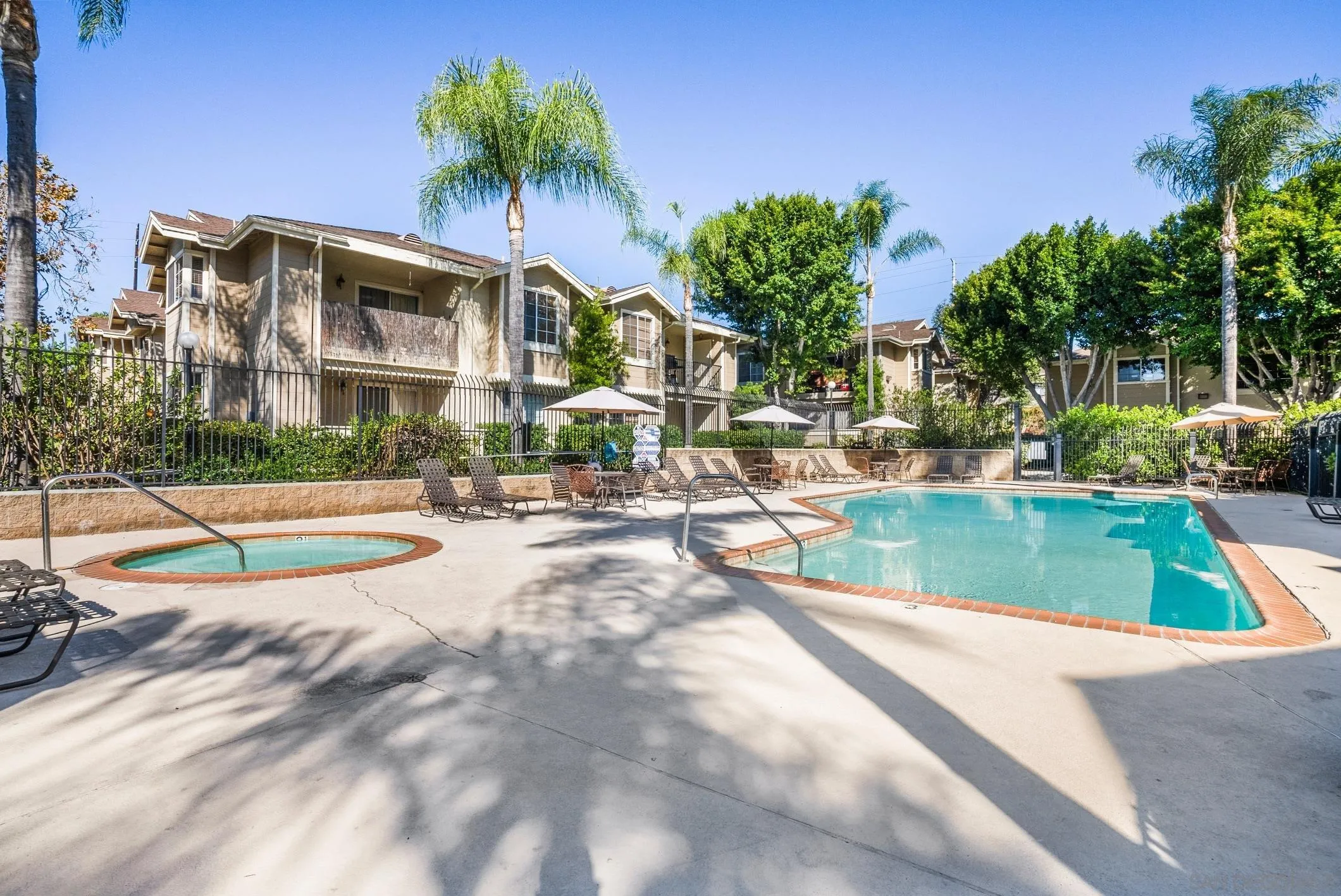 Browse Active LEMON GROVE Condos For Sale