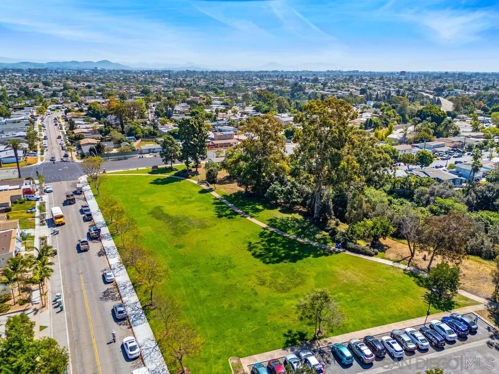 https://cdn.realtyfeed.com/cdn/127/260006669/5c0cb1c1ff1f5fa99b85c94c291aaca4.webp