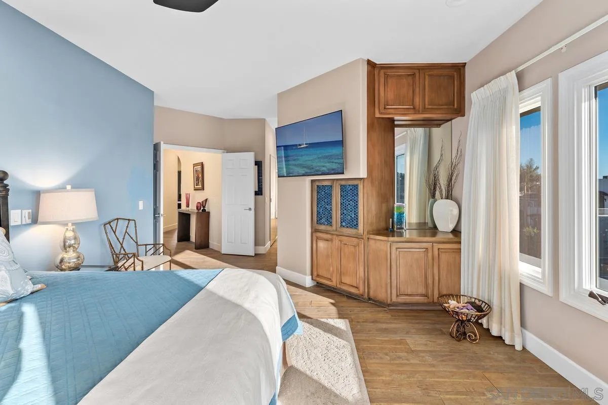 https://cdn.realtyfeed.com/cdn/127/260006675/34eac4b86551b70cb2e2101cf03e6037.webp