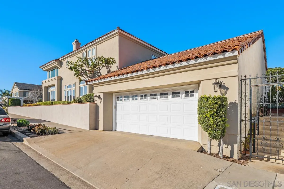 https://cdn.realtyfeed.com/cdn/127/260006675/6d36542c2d65b2743967975ce08e7a82.webp