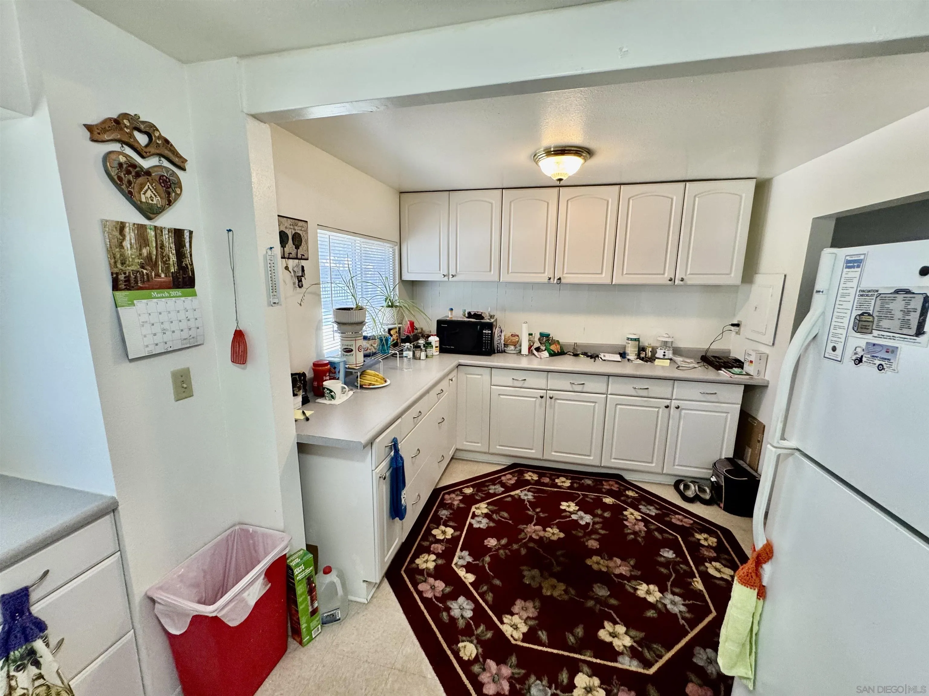 https://cdn.realtyfeed.com/cdn/127/260006681/c78f6893b2d5602aae4c5ad5a99a731a.webp