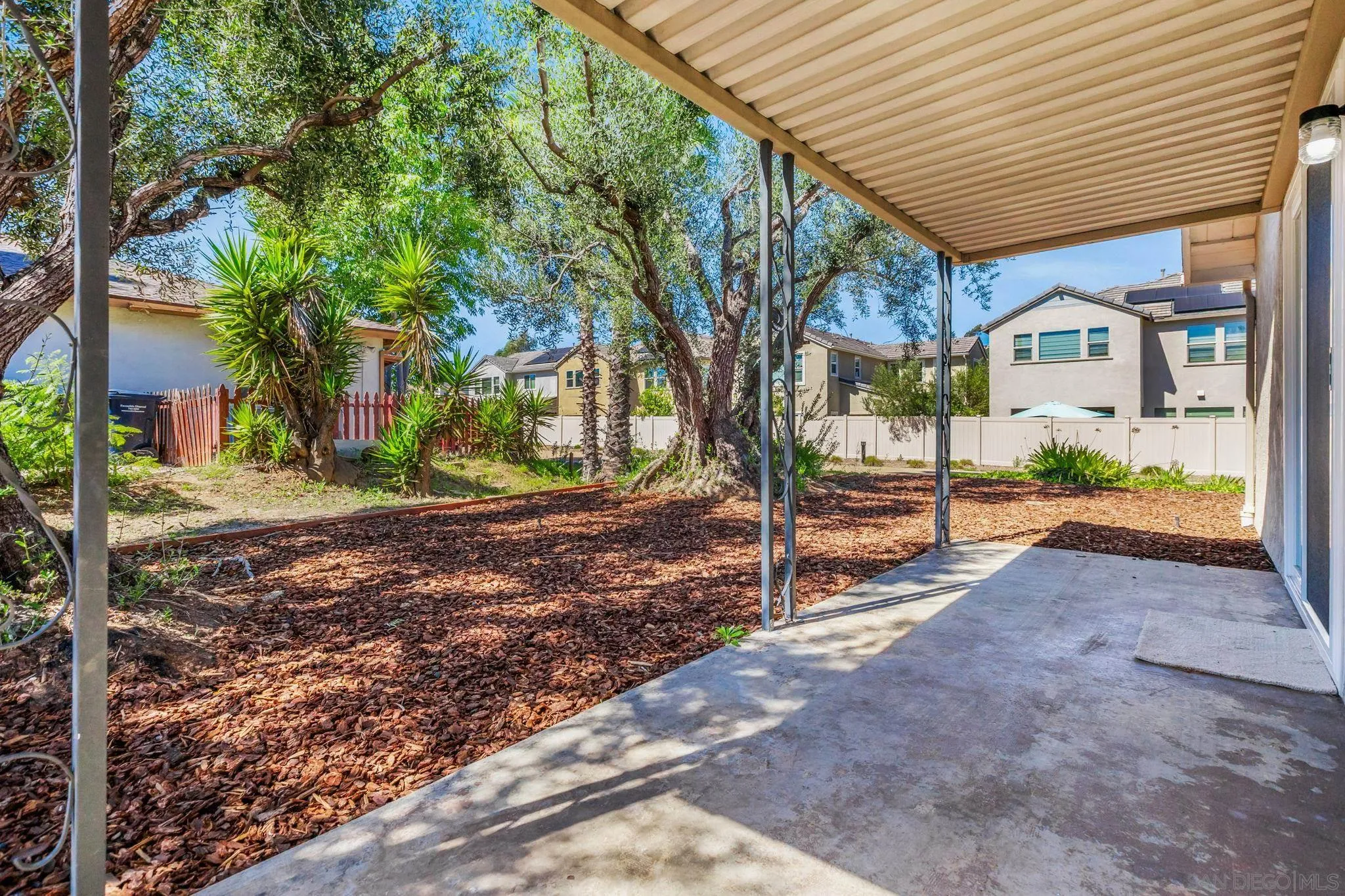 https://cdn.realtyfeed.com/cdn/127/260006682/2bdaa3364303fa35a8967f0111f878c2.webp