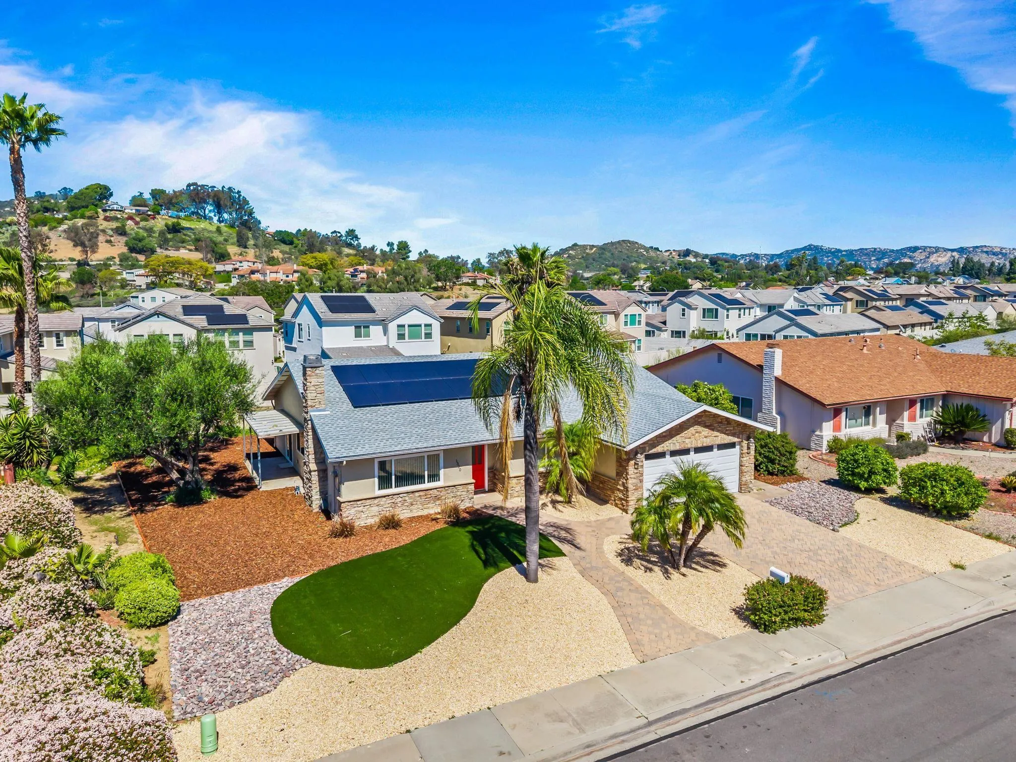 https://cdn.realtyfeed.com/cdn/127/260006682/b426d07be63144a9d55f3b22df42f846.webp