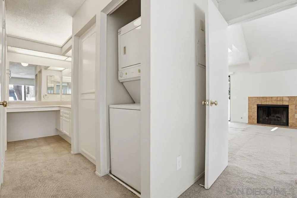 https://cdn.realtyfeed.com/cdn/127/260006686/57875cf860c175fa348c0c228ee23abf.webp