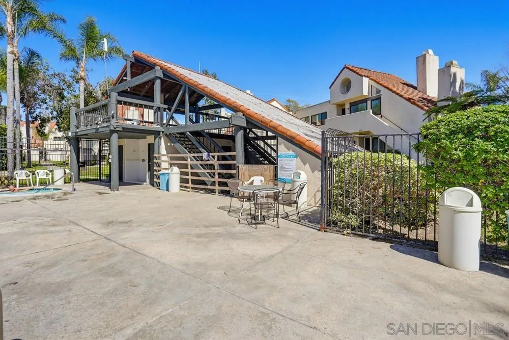 https://cdn.realtyfeed.com/cdn/127/260006686/7e8c8ad1a56b334cb3f9a75a72665fe5.webp