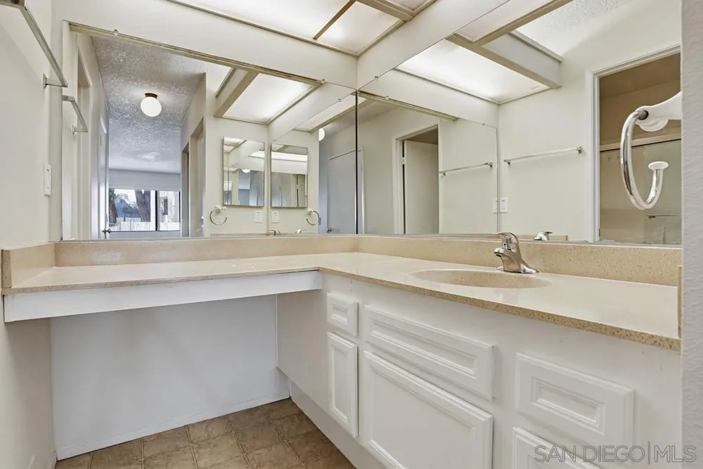 https://cdn.realtyfeed.com/cdn/127/260006686/826317af83ae5fca0b07e8b6b80492f9.webp