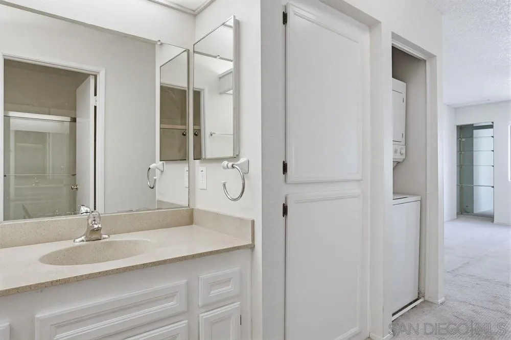 https://cdn.realtyfeed.com/cdn/127/260006686/adb16a04efa949648eaf6440005ce254.webp